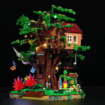 Explorer Treehouse